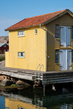 Sm&ouml;gen Harbor