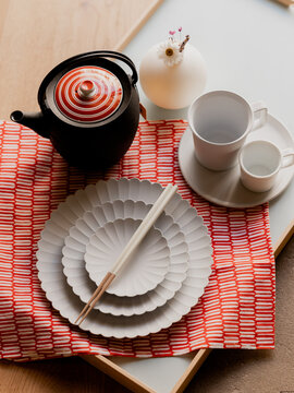 Japanese tea set and plates 