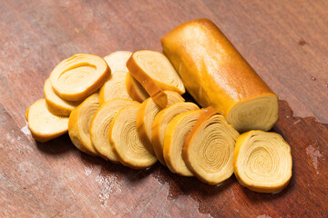 Vegetarian chicken made from traditional soy