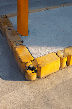 Yellow details