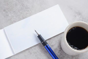 コーヒーを飲みながら手紙を書こう