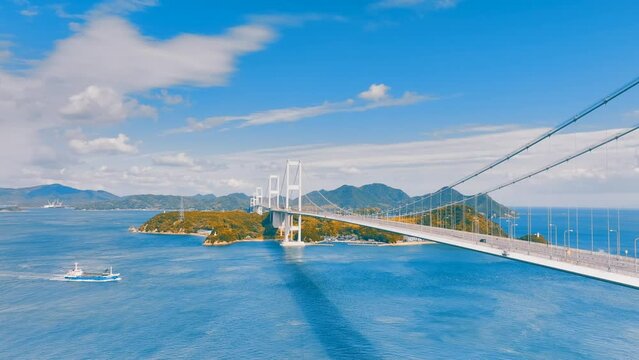 快晴のしまなみ海道と来島海峡大橋