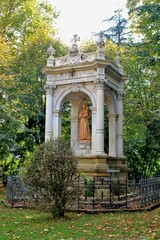 Fototapeta premium Statue de Saint-Antoine de Padoue .