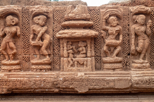 Example of ancient Indian architecture and traditional style relief of the ancient 13th century A.D. Suka Sari temple, Ekamra Kshetra, Old Town, Bhubaneswar, Odisha, India.