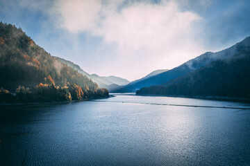 Fototapeta premium See in Bayern (Sylvenstein Speichersee)