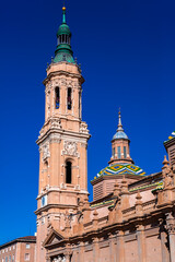 Fototapeta premium Our Lady of the Pillar Roman Catholic church by the River Ebro in Zaragoza, Spain