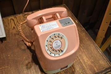 昭和の公衆電話ピンク電話
