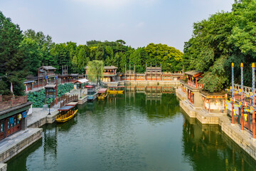 Fototapeta na wymiar The Summer Palace, the imperial garden in Beijing