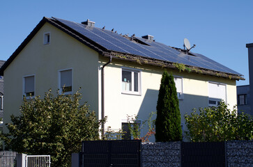 Alternative energy supply: House roof completely covered with photovoltaic elements