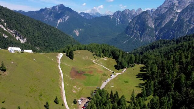 Val Saisera and Val Dogna. At the foot of Montasio.