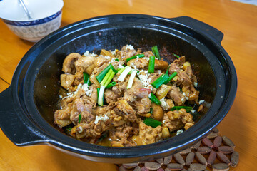 A delicious Cantonese dish, Kee Kee Sand Ginger Chicken Casserole