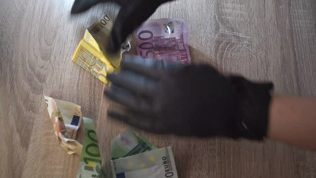 Billetes de euro arrugados. Full HD