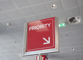 priority queue sign