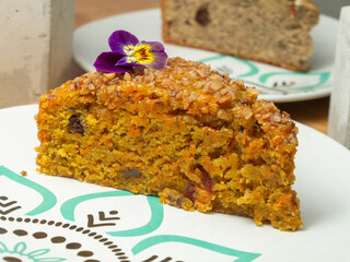 cake with nuts and raisins