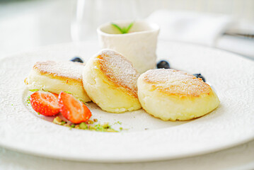 cottage cheese pancakes with sour cream