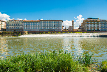 Fototapeta premium View along the River Arno, Florence, Italy.