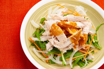 家庭料理　蒸し鶏のゴマだれかけ　日本