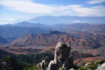 秋の大ヤスリ岩
