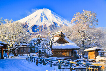富士山と雪景色