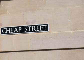 Cheap street sign on stone - 538302726