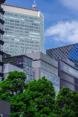 Obraz premium 赤坂と面する永田町2丁目の外堀通りの風景