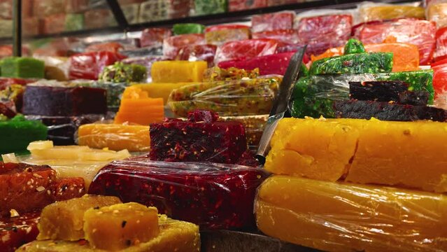 Kozhikodan Halwa, Bombay Halwa Indian sweet food for celebration special occasion Kerala India. Popular traditional festival dessert for Onam Diwali, Ramadan, Eid, Dusshera 4k video footage