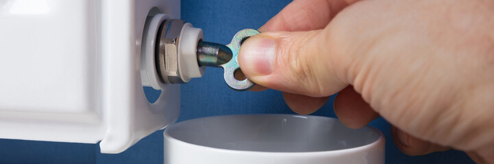 Hand Turning Radiator Bleed Valve