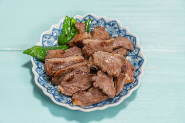 タンとハツの塩焼き