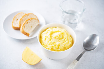 Mushed potato in a bowl