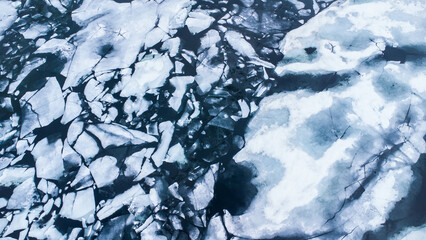 Open water fractured shelf ice from a melting glacier © Photofex