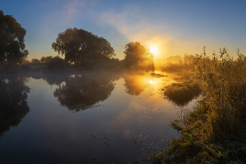 frosty sunrise over the river