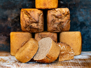Roggenvollkornbrot mit Sauerteig