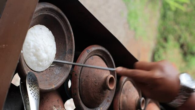 Making Surabi Bandung using Traditional Earthen Ware