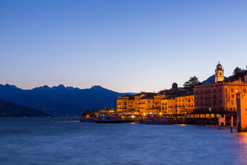 Obraz premium Daybreak at Bellagio at Lake Como