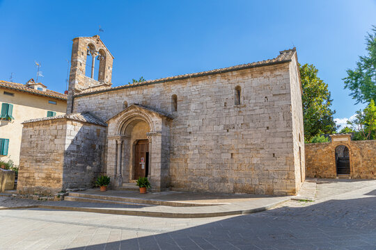 Chiesa di Santa Maria Assunta, &agrave; San Quirico d'Orcia, Italie