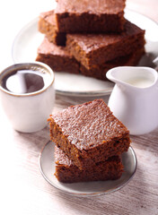 Old-fashioned gingerbread, sliced