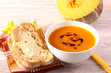 Spicy pumpkin soup