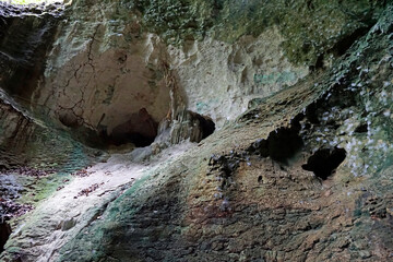 linea cave in los haitises national park