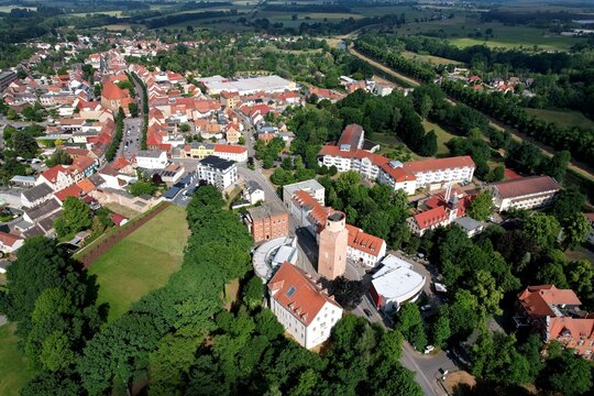 Bad Liebenwerda,  Burgplatz mit Lubwardturm 2022