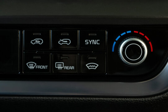 Climate control unit in the new car close
