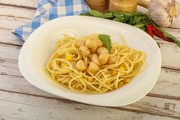 Delicous Pasta with scallop seafood