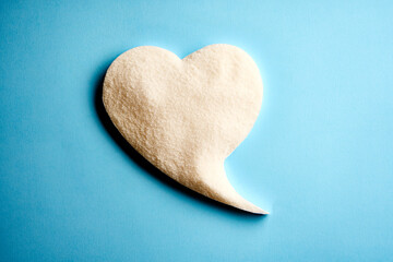 Fototapeta premium Diabetes concept with sugar heart speech bubble
