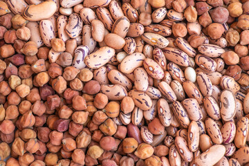 Raw chickpeas (black chana) and red kidney (rajma) legumes