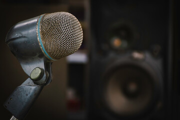 Retro style microphone It is popular with collectors.