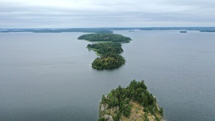 sur les bords du lac Mälar (Mälaren) en Suède	