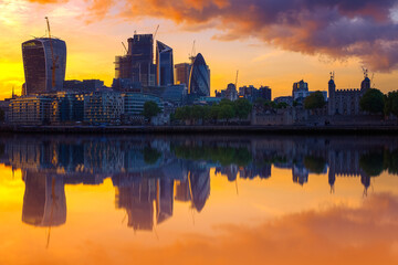 Naklejka premium London cityscape with reflection from river Thames during sunset in England