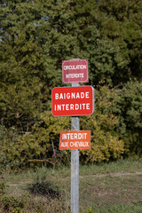 Panneau interdiction de baignade et d'accès