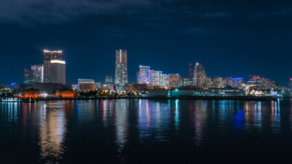 神奈川県横浜市 大桟橋ふ頭から見るみなとみらいの夜景