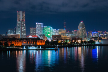 神奈川県横浜市 大桟橋ふ頭から見るみなとみらいの夜景