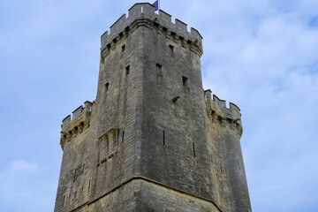 Fototapeta na wymiar Tour de La Rochelle sur le port
